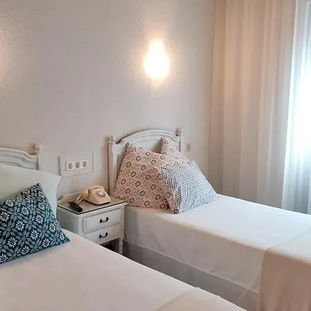 Terrace House Hotell