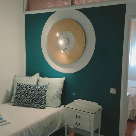 Terrace House Hotell 2*