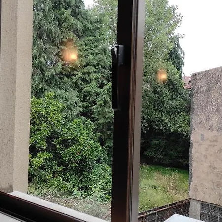 Terrace House Hotell 2*