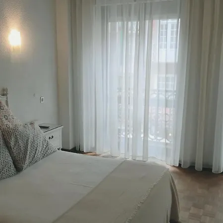 Hotell Terrace House