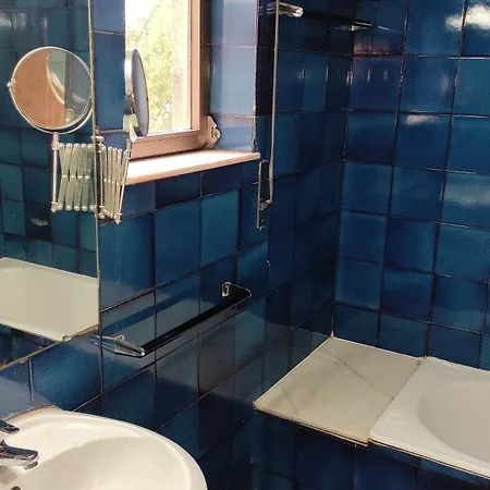 Hotell Terrace House 2*